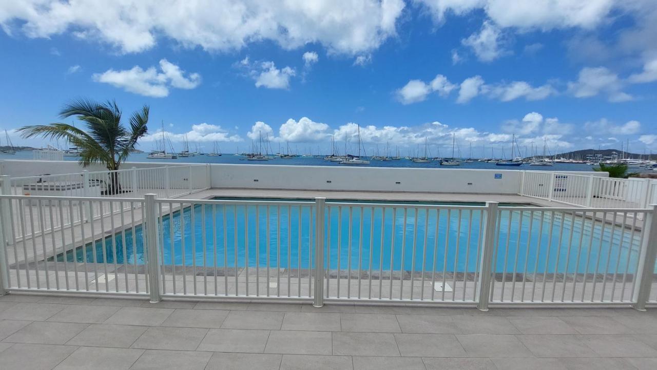 Appartement Pieds Dans L'Eau Vue Mer Acces Plage Et Piscine Marigot  Eksteriør bilde