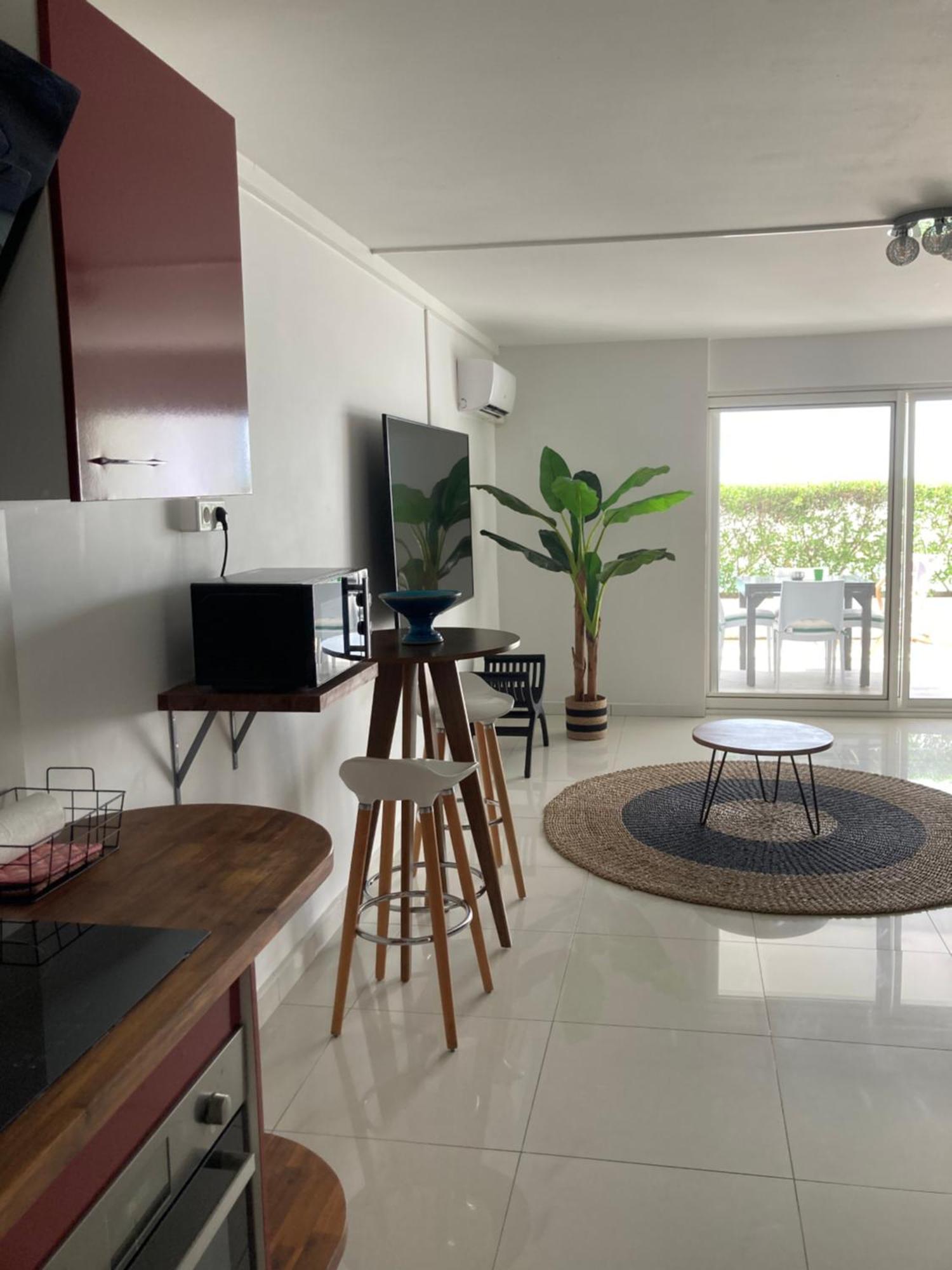 Appartement Pieds Dans L'Eau Vue Mer Acces Plage Et Piscine Marigot  Eksteriør bilde